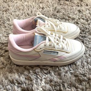 Pastel old school Reeboks